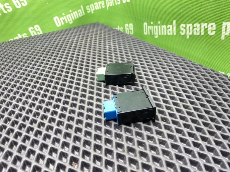 Кнопки, 600 рублей, Тверь