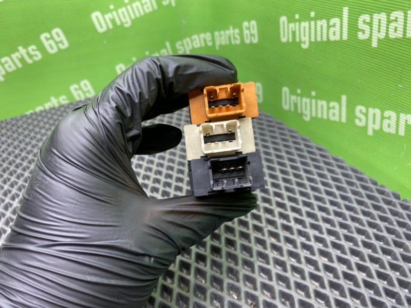 Кнопки, 1400 рублей, Тверь