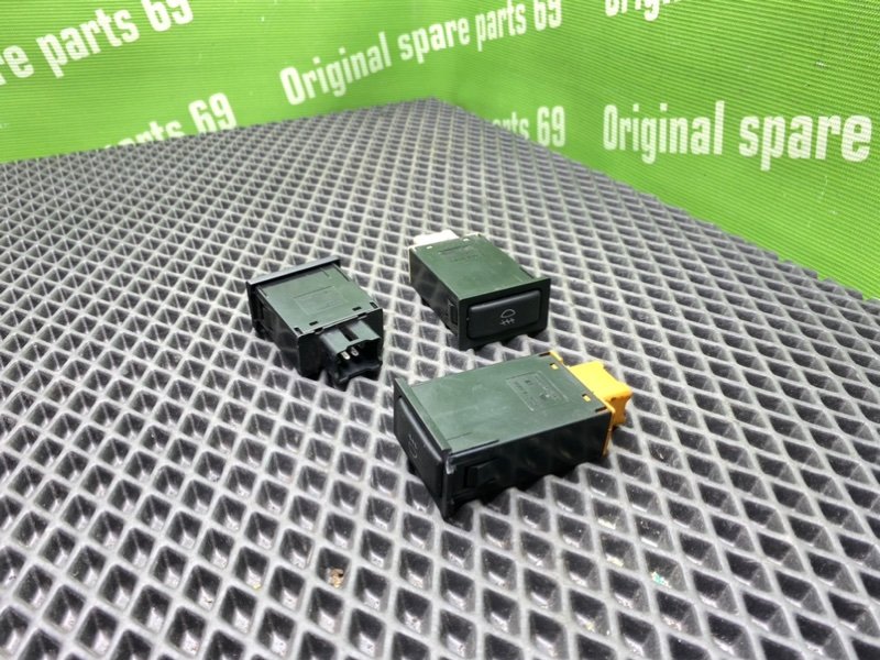 Кнопки, 1400 рублей, Тверь