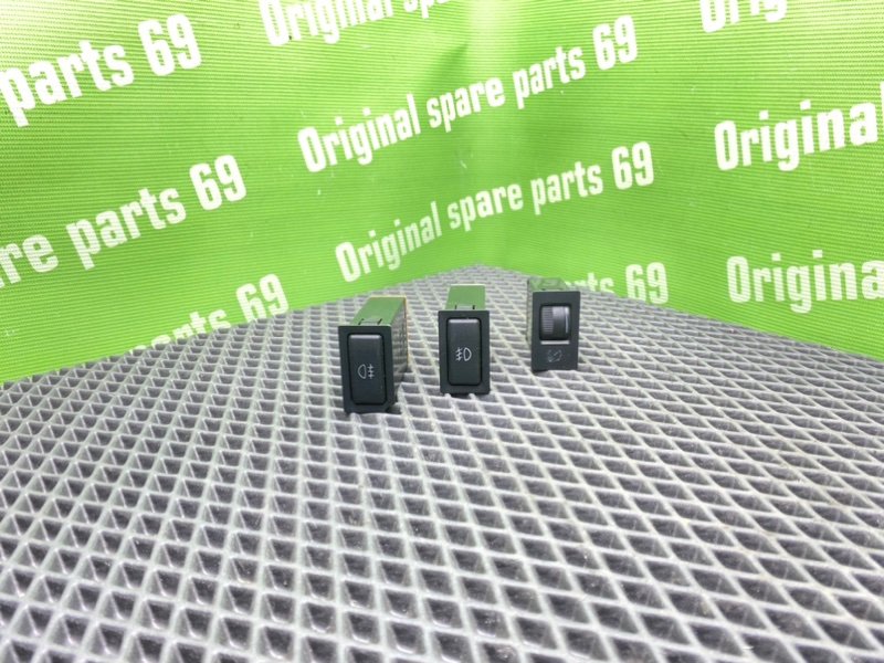 Кнопки, 1400 рублей, Тверь