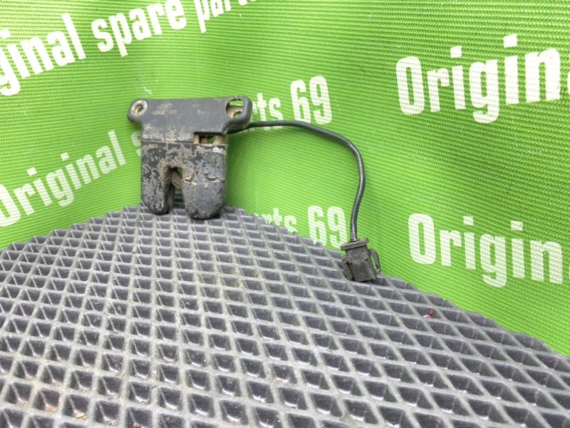 Замок багажника, 1000 рублей, Тверь