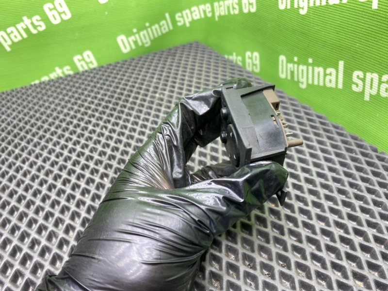 Джойстик зеркал, 1000 рублей, Тверь