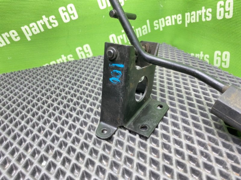 Педаль газа, 500 рублей, Тверь