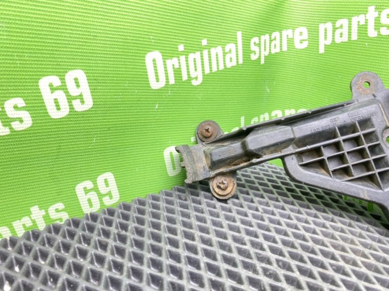 Кронштейн бампера, 1000 рублей, Тверь