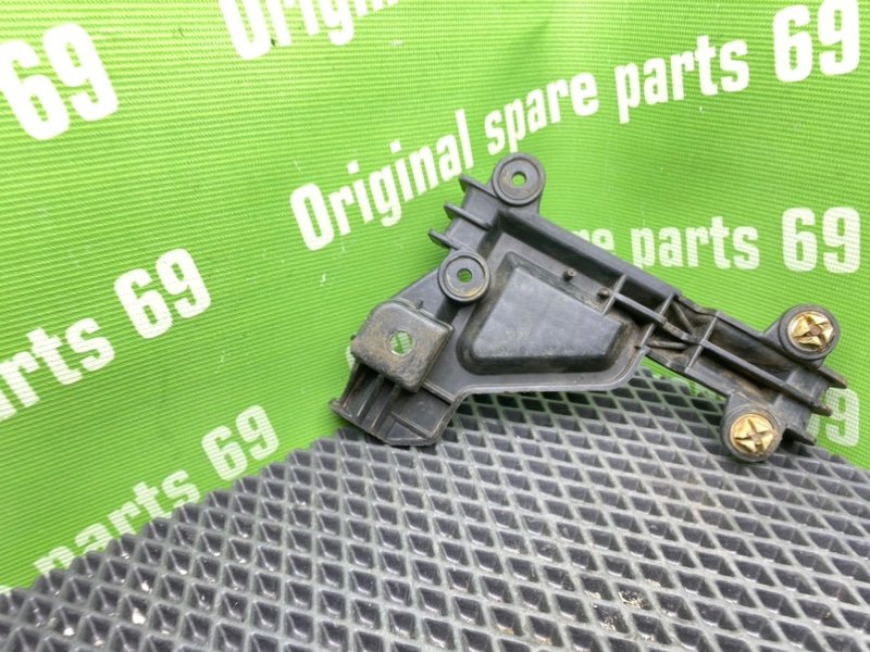 Кронштейн бампера, 1000 рублей, Тверь