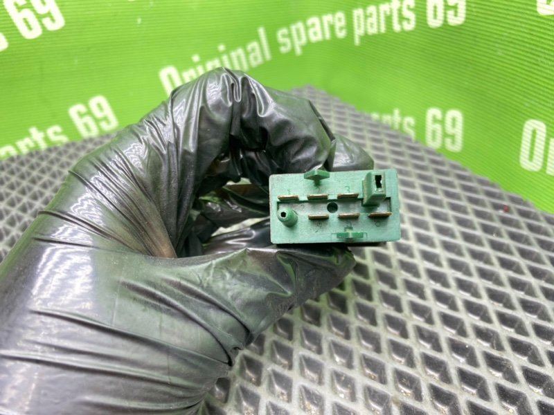 Кнопка, 700 рублей, Тверь