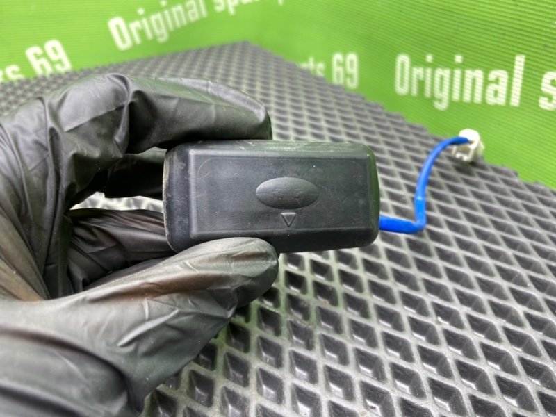 Кнопка, 1000 рублей, Тверь