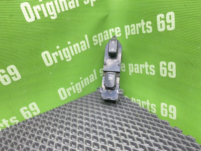 Блок кнопок, 1000 рублей, Тверь