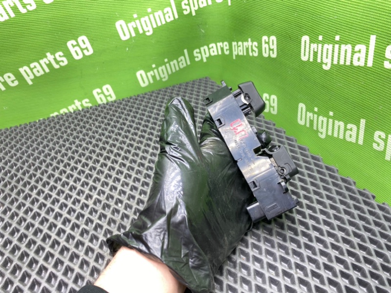 Блок кнопок, 1000 рублей, Тверь