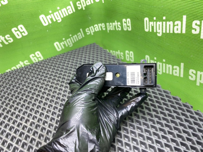 Блок кнопок, 1000 рублей, Тверь