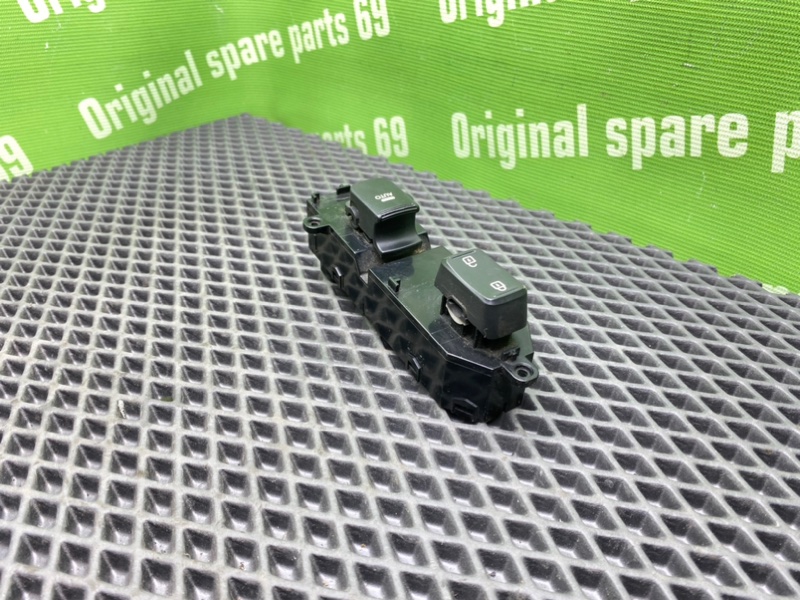 Блок кнопок, 1000 рублей, Тверь