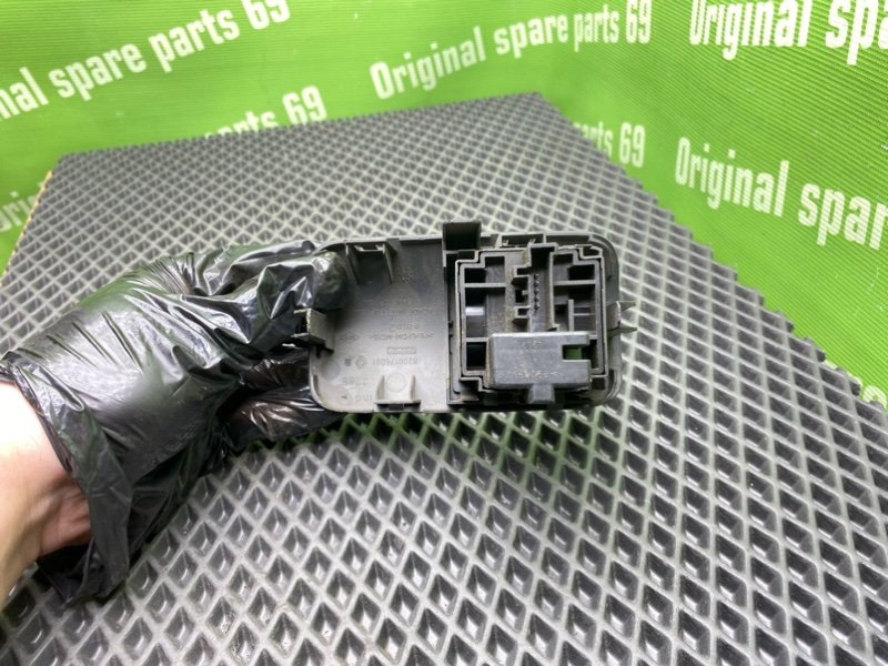 Блок кнопок, 1000 рублей, Тверь