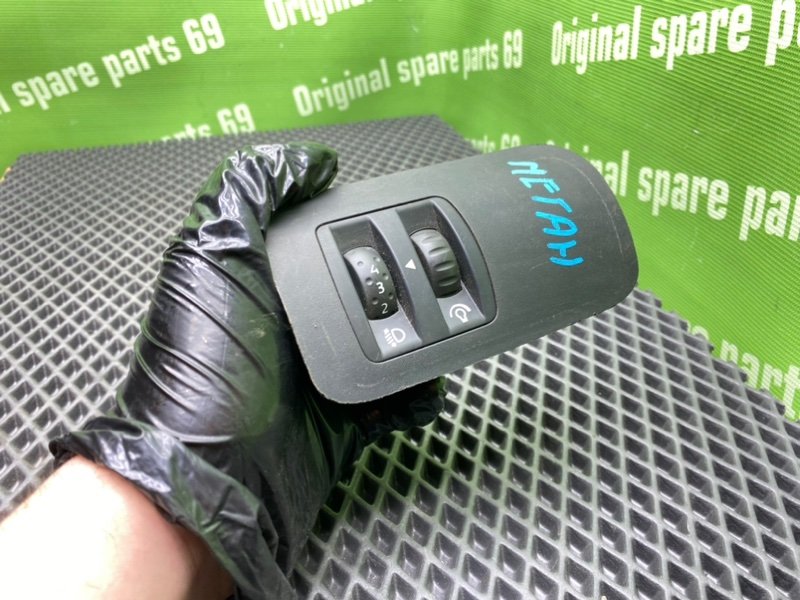 Блок кнопок, 1000 рублей, Тверь