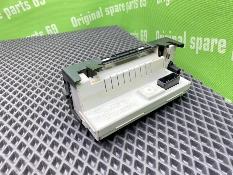 Дисплей, 1000 рублей, Тверь