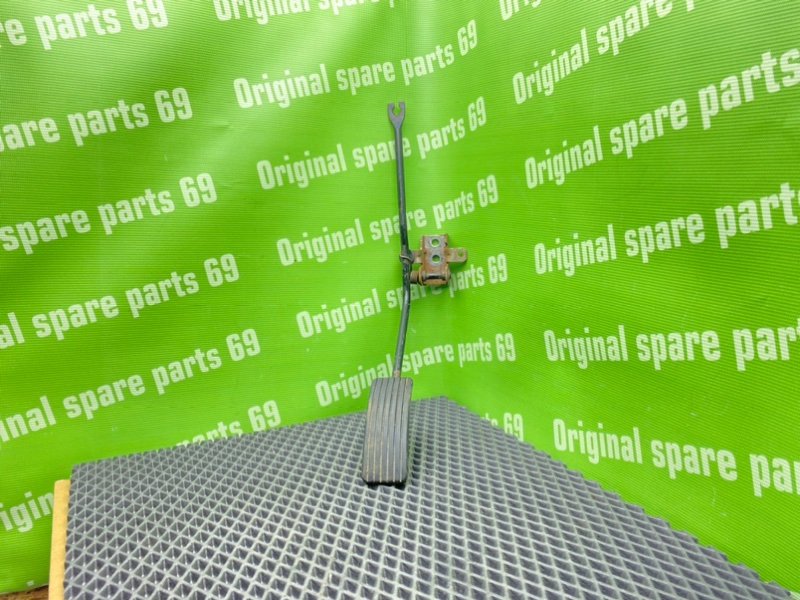 Педаль газа, 500 рублей, Тверь