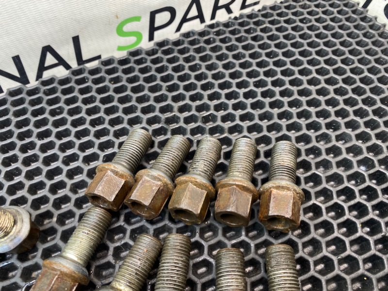 Колесные болты, 2100 рублей, Тверь