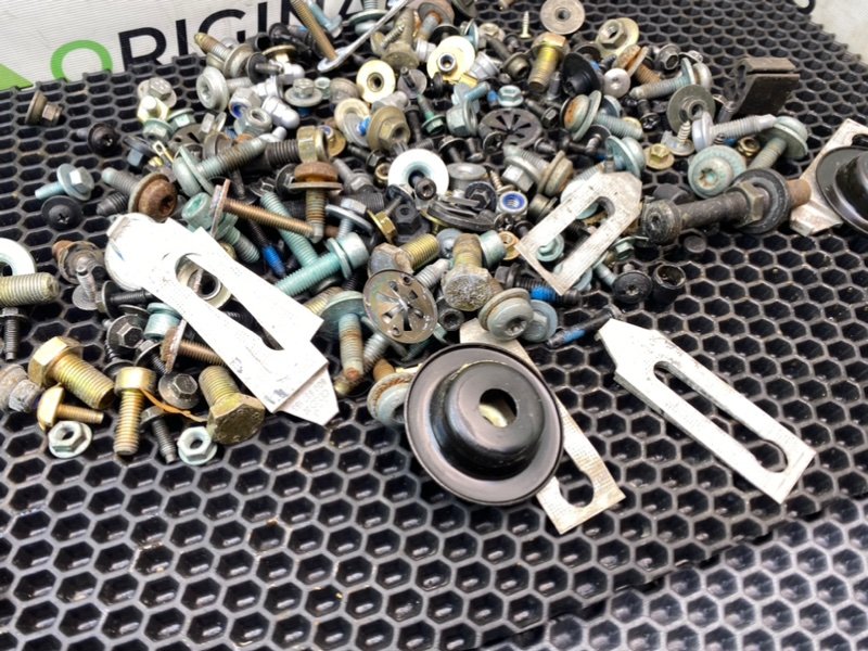 Болты салона, 1900 рублей, Калининград