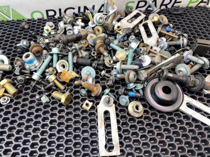 Болты салона, 1900 рублей, Калининград