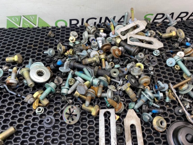 Болты салона, 1900 рублей, Калининград