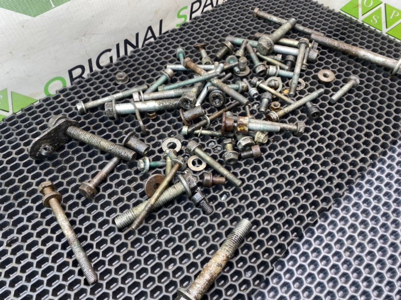 Болты двигателя, 1600 рублей, Калининград