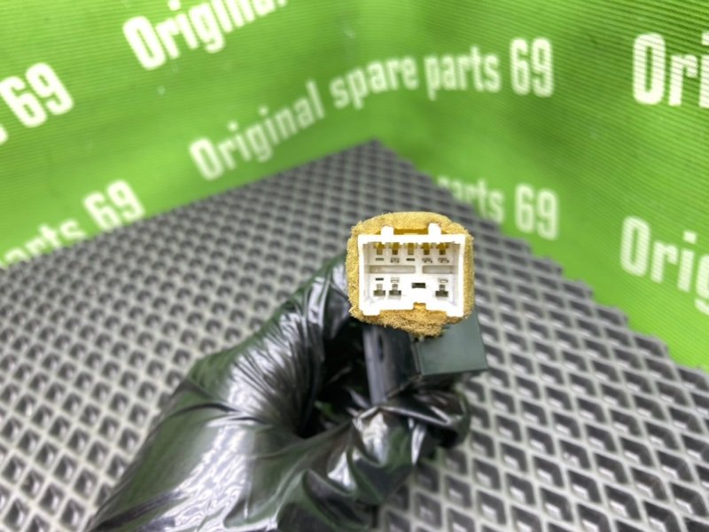 Кнопка, 500 рублей, Тверь