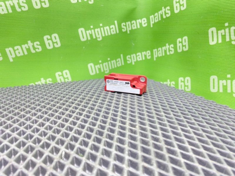 Датчик удара, 500 рублей, Тверь