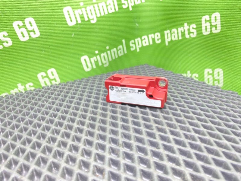 Датчик удара, 500 рублей, Тверь