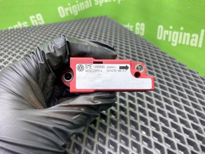 Датчик удара, 500 рублей, Тверь