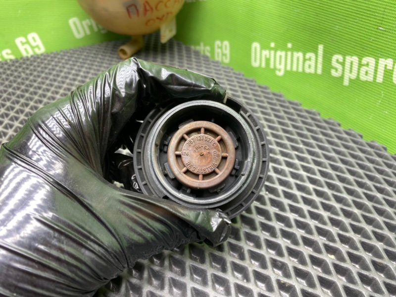 Бачок ож, 1000 рублей, Тверь