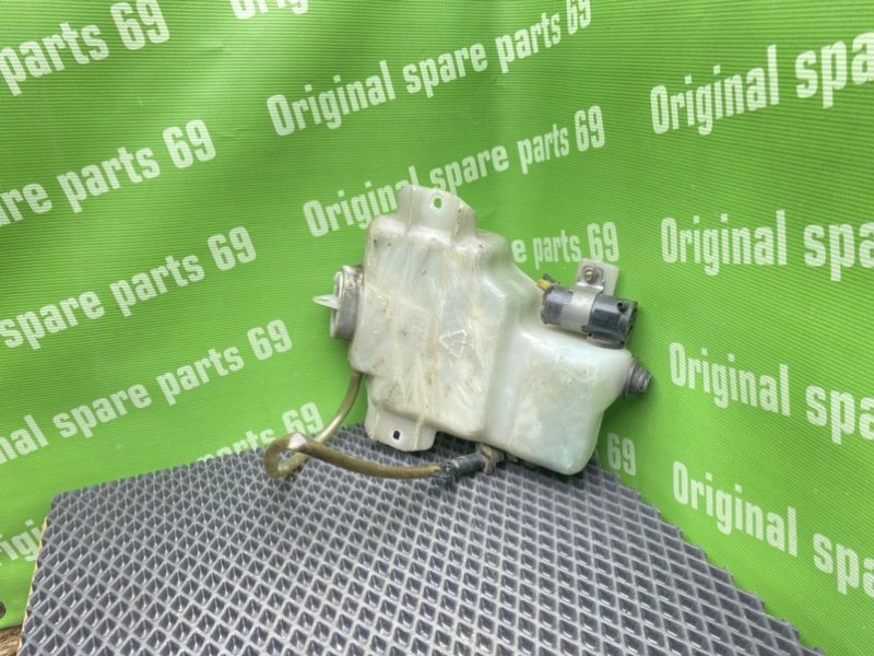 Бачок омывателя заднего стекла, 1000 рублей, Тверь