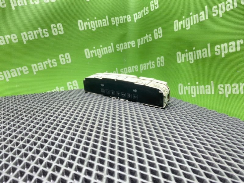 Дисплей, 1000 рублей, Тверь