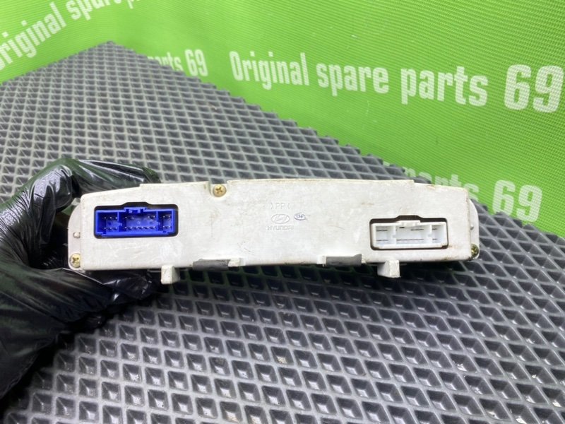 Дисплей, 1000 рублей, Тверь