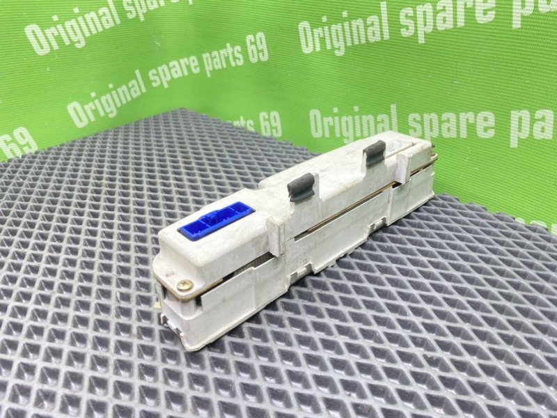 Дисплей, 1000 рублей, Тверь