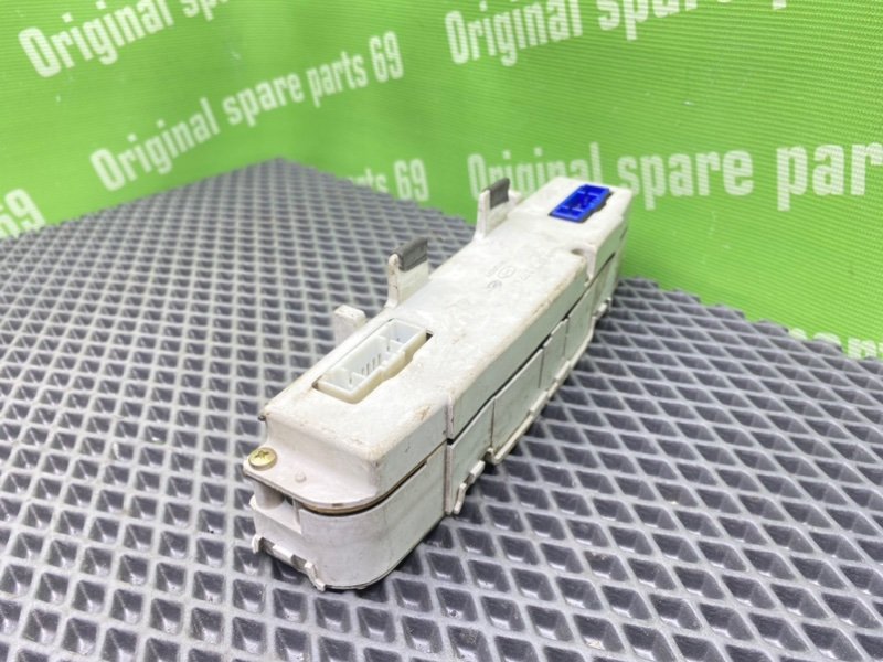 Дисплей, 1000 рублей, Тверь