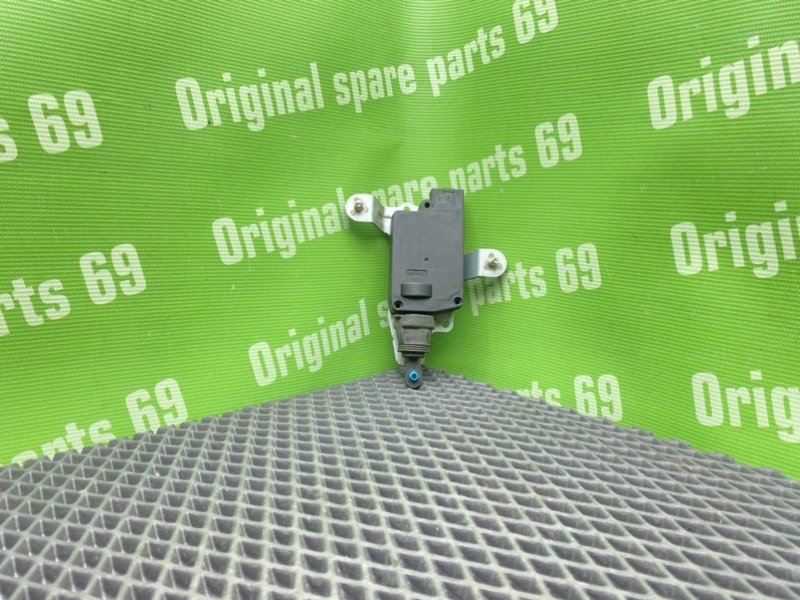 Активатор багажника, 900 рублей, Тверь