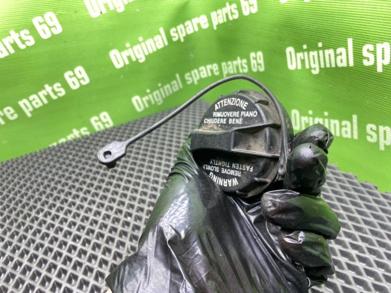 Крышка бака, 500 рублей, Тверь