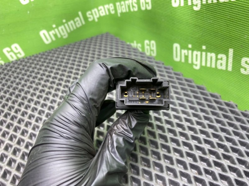 Кнопка, 1000 рублей, Тверь