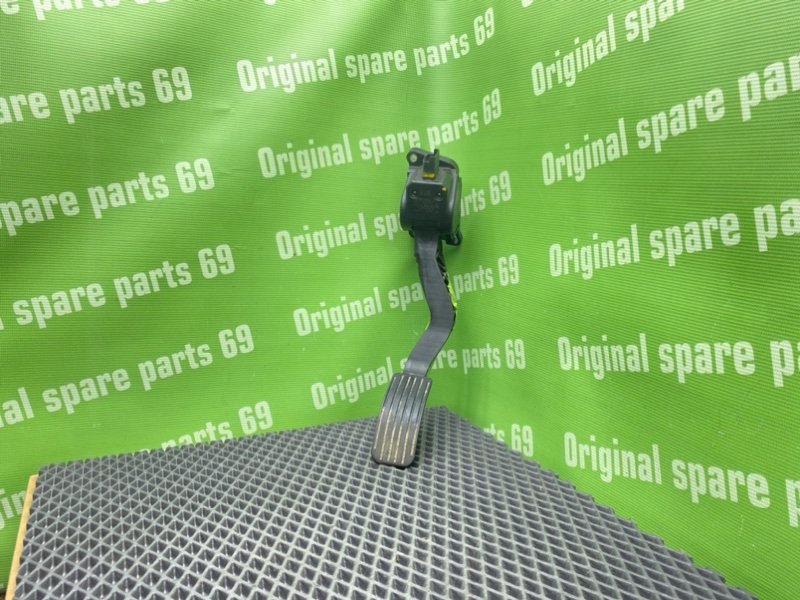 Педаль газа, 1600 рублей, Тверь