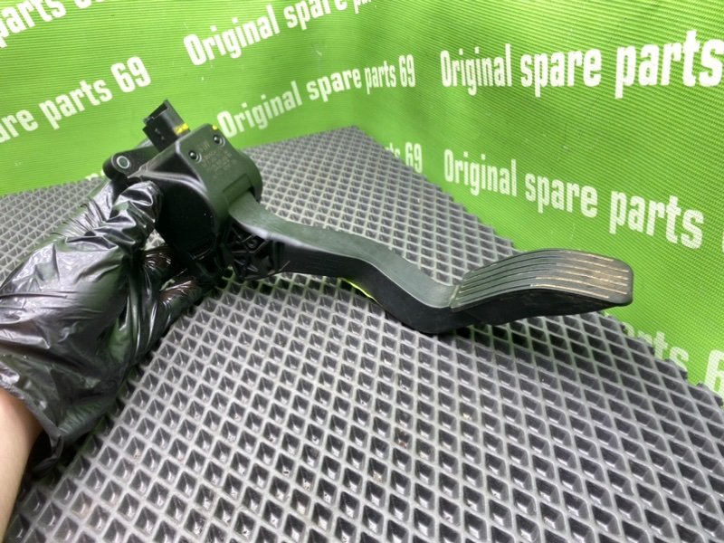 Педаль газа, 1600 рублей, Тверь