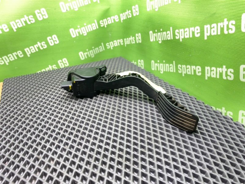 Педаль газа, 1600 рублей, Тверь