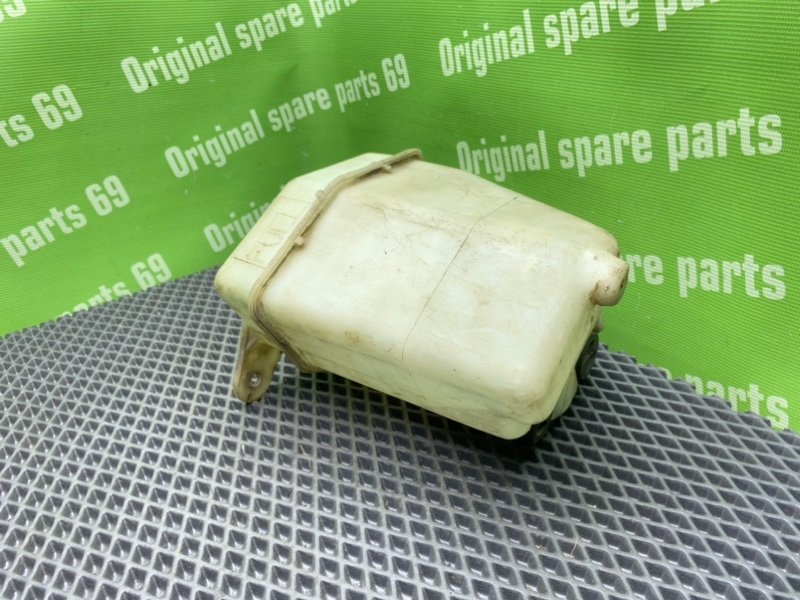 Бачок стеклоомывателя, 1000 рублей, Тверь