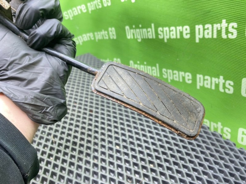 Педаль газа, 400 рублей, Тверь