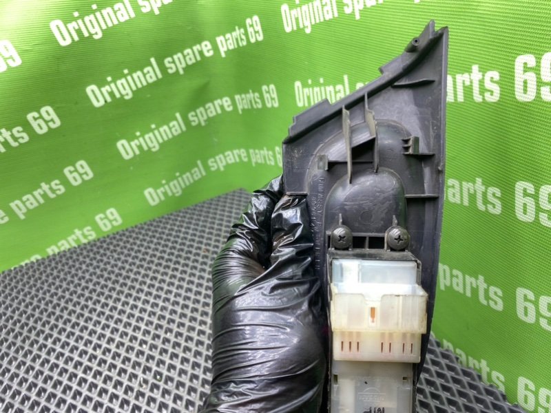 Блок кнопок, 1000 рублей, Тверь