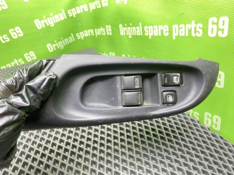 Блок кнопок, 1000 рублей, Тверь