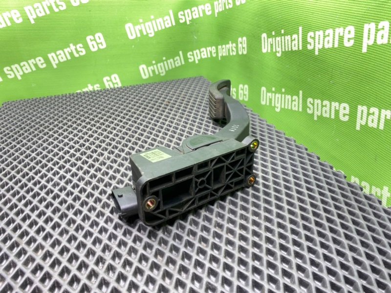 Педаль газа, 1000 рублей, Тверь