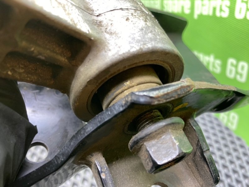 Подушка двигателя, 1000 рублей, Тверь