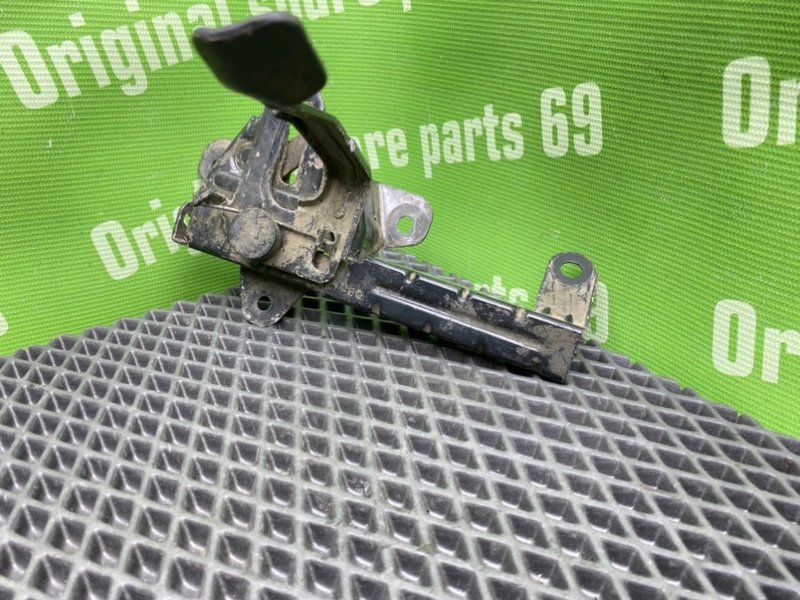 Замок капота, 1000 рублей, Тверь