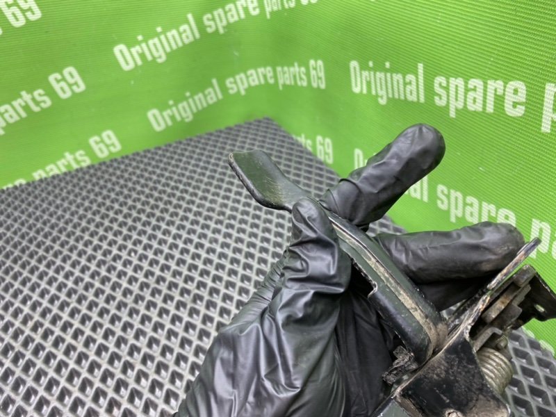 Замок капота, 1000 рублей, Тверь