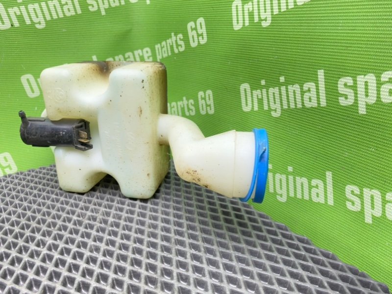 Бачок омывателя заднего стекла, 700 рублей, Тверь