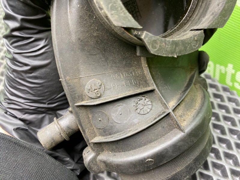 Патрубок впуска, 1000 рублей, Тверь